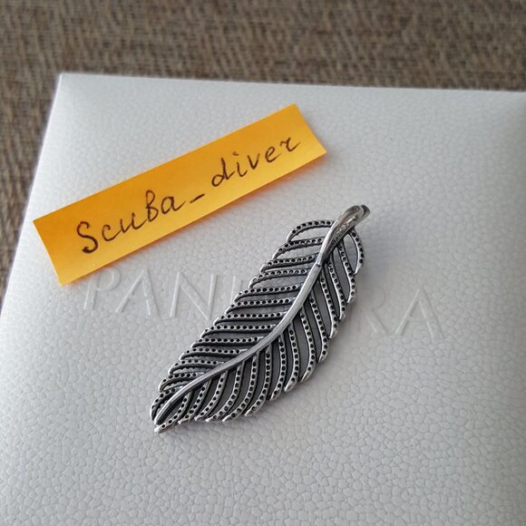 Vintage PANDORA Light as a Feather Pendant Cubic Zirconia Sterling Discontinued - Picture 3 of 7